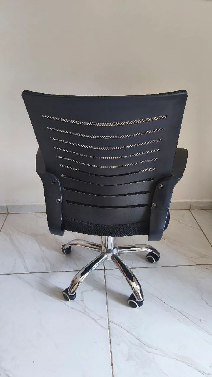 Cadeira de escritório - Foto 3