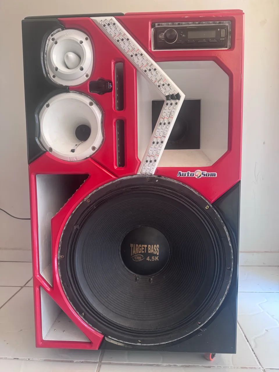 Vendo caixa Bob super potente!