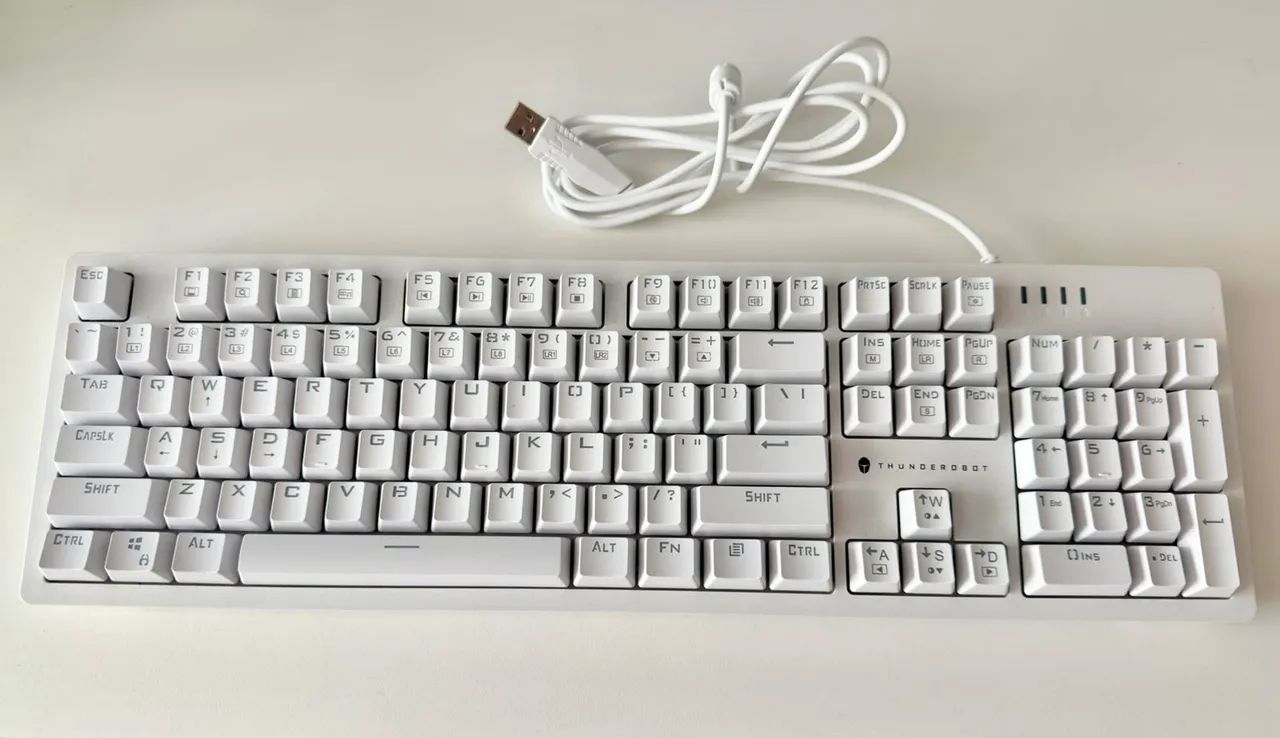 Teclado e Mouse GAMER - com RGB
