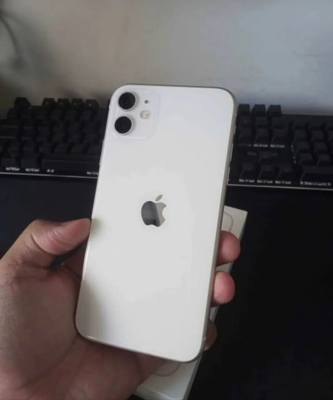 Iphone 11 extremamente novo  - Foto 2