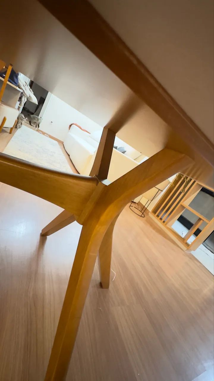 Mesa sala de jantar madeira super resistente até 8 lugares  - Foto 5
