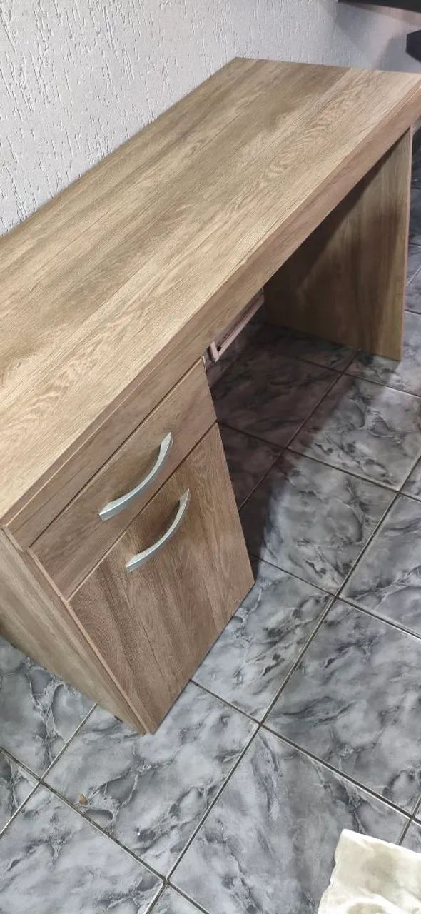 Mesa pra computador em bom estado  - Foto 3
