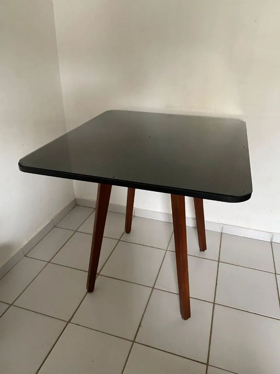 Mesa com tampo de vidro - Foto 2