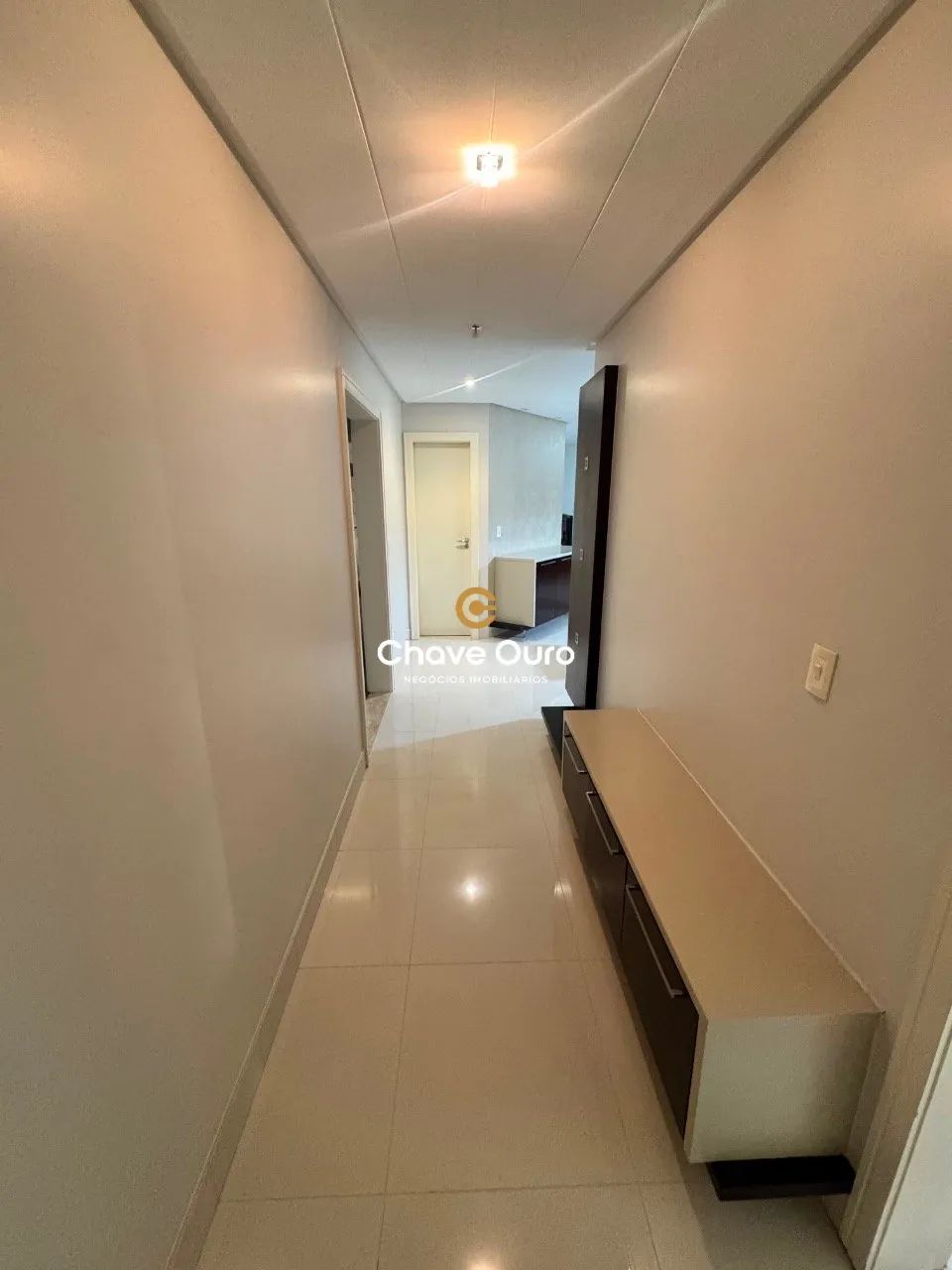 Apartamento à Venda no Centro de Cascavel - Foto 2