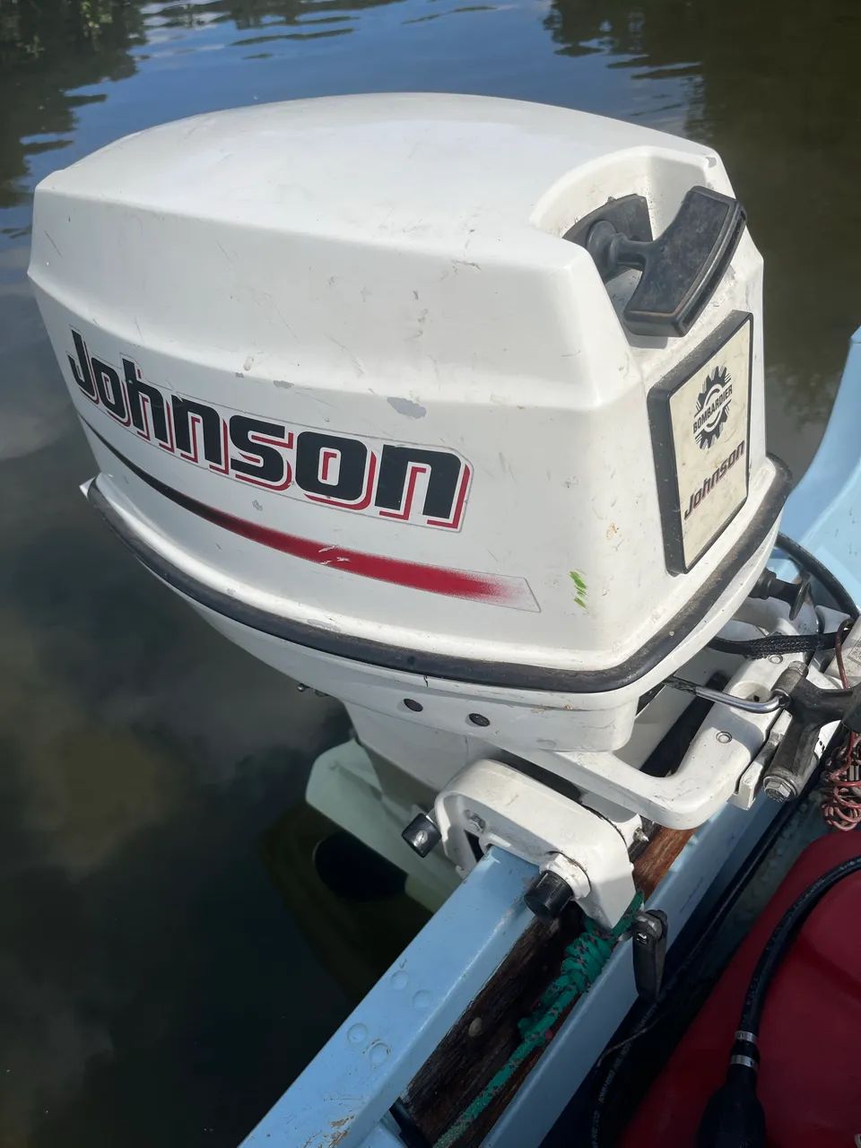 Motor de Popa Johnson 25 HP - Foto 4