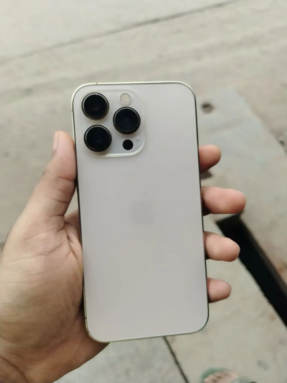 iPhone 13 Pro 256 gb Branco semi novo - Foto 2