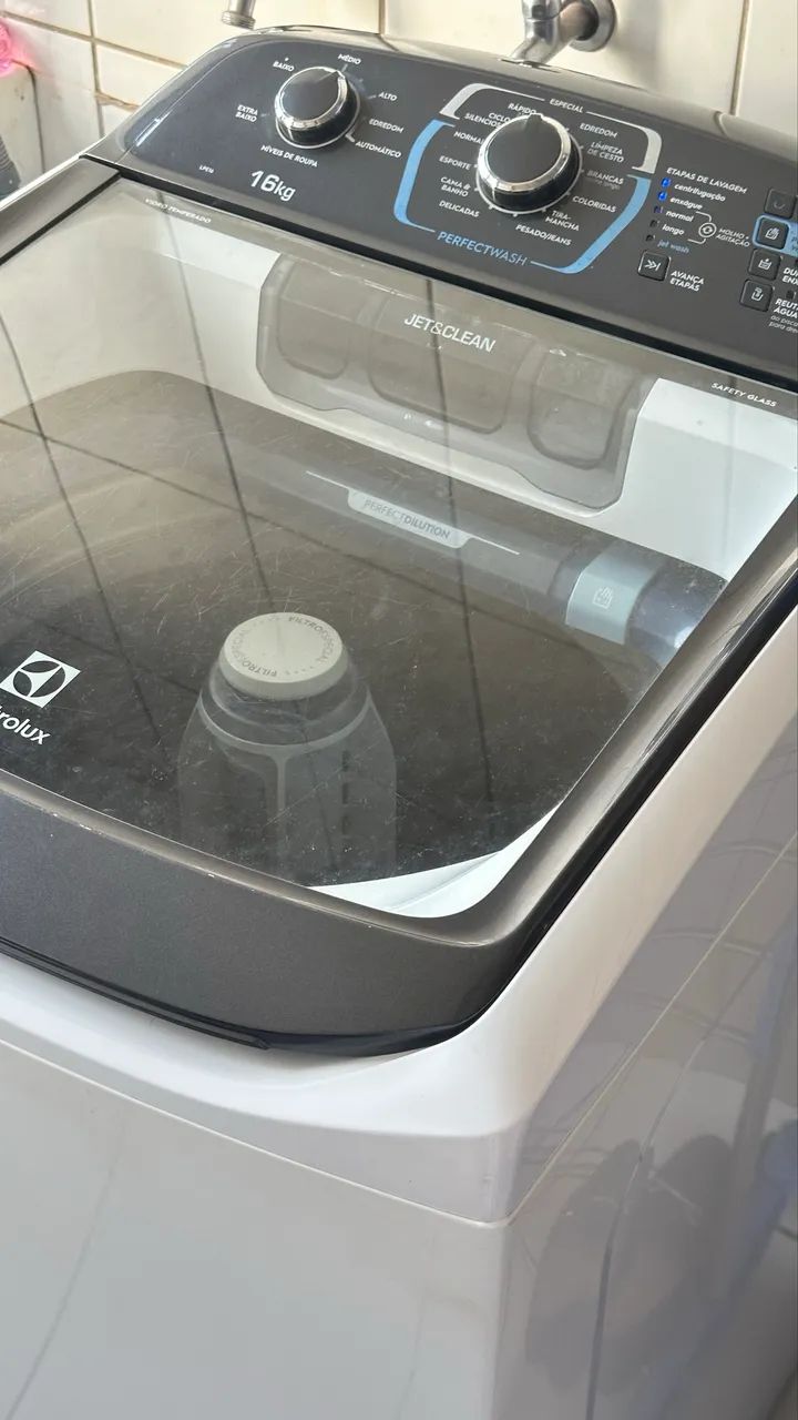 Máquina de lavar Electrolux 