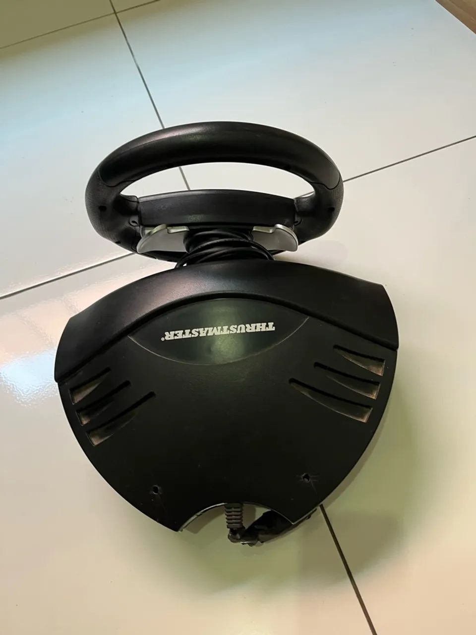 Volante Thrustmaster Ferrari - Foto 5