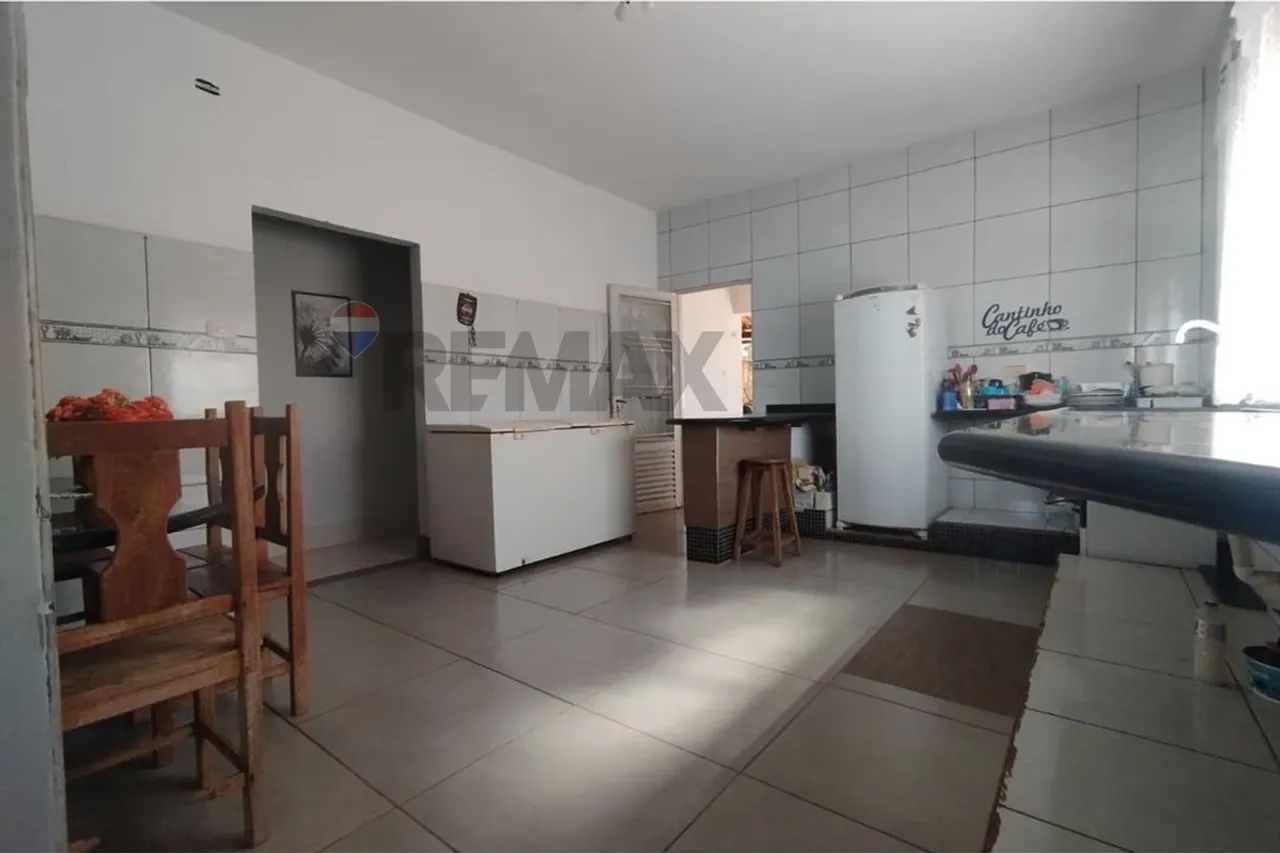 CASA 3 QUARTOS - SEMI MOBILIADA - ENERGIA SOLAR