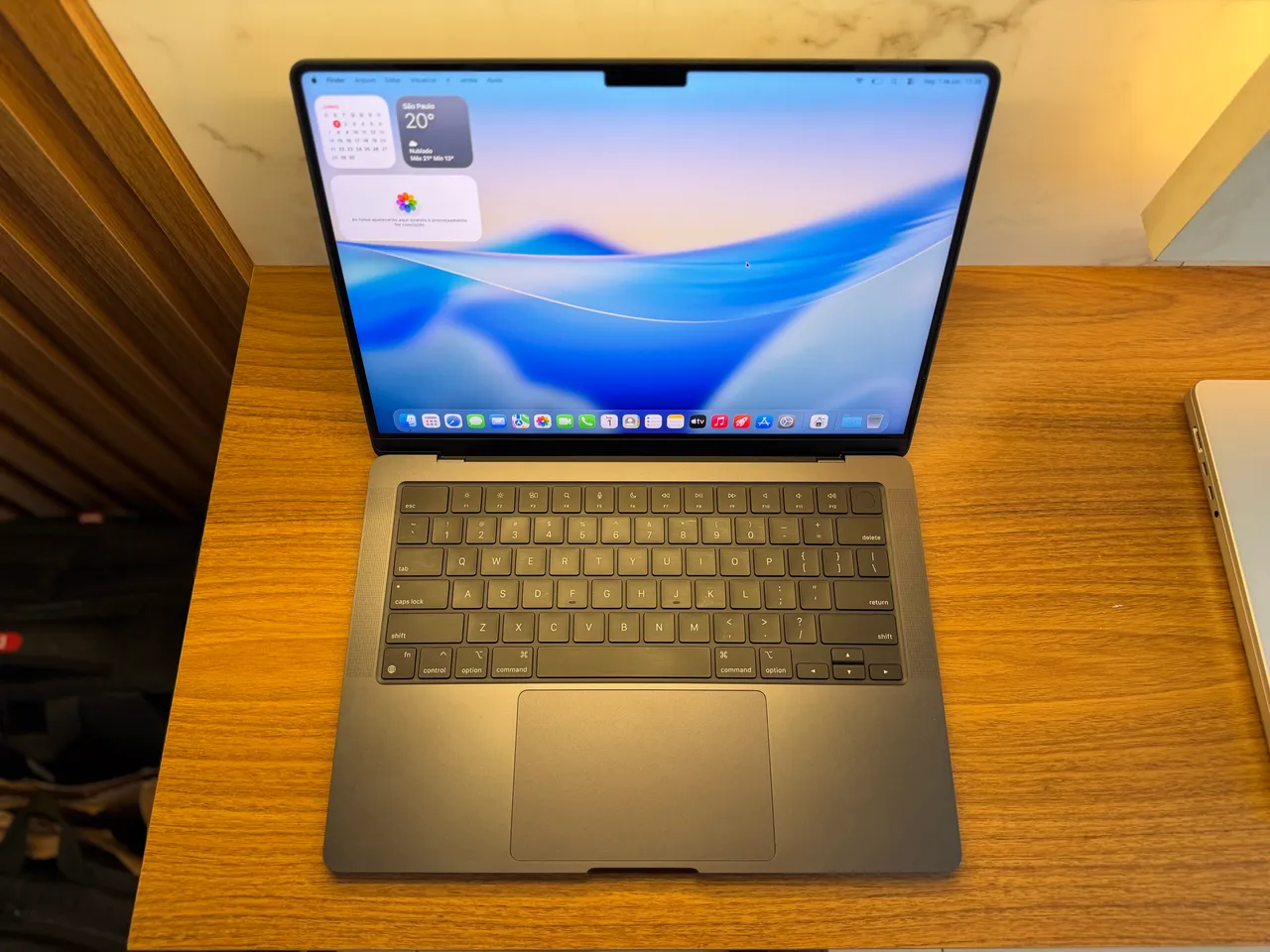 MACBOOK PRO, 32 GB, 512 ARMAZENAMENTO, CORE i9, 15.4 POLEG, TOUCH