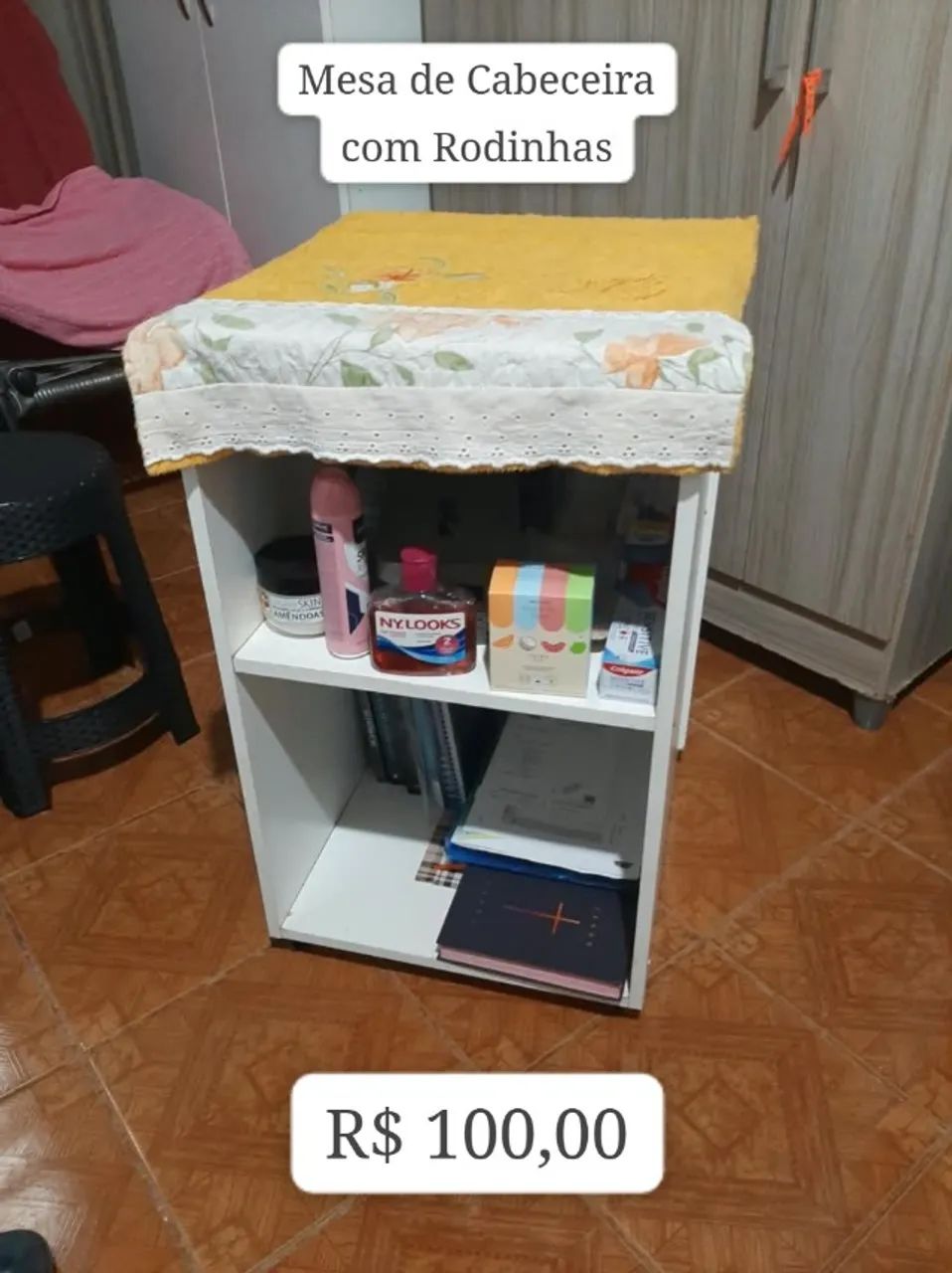 Mesa de Cabeceira