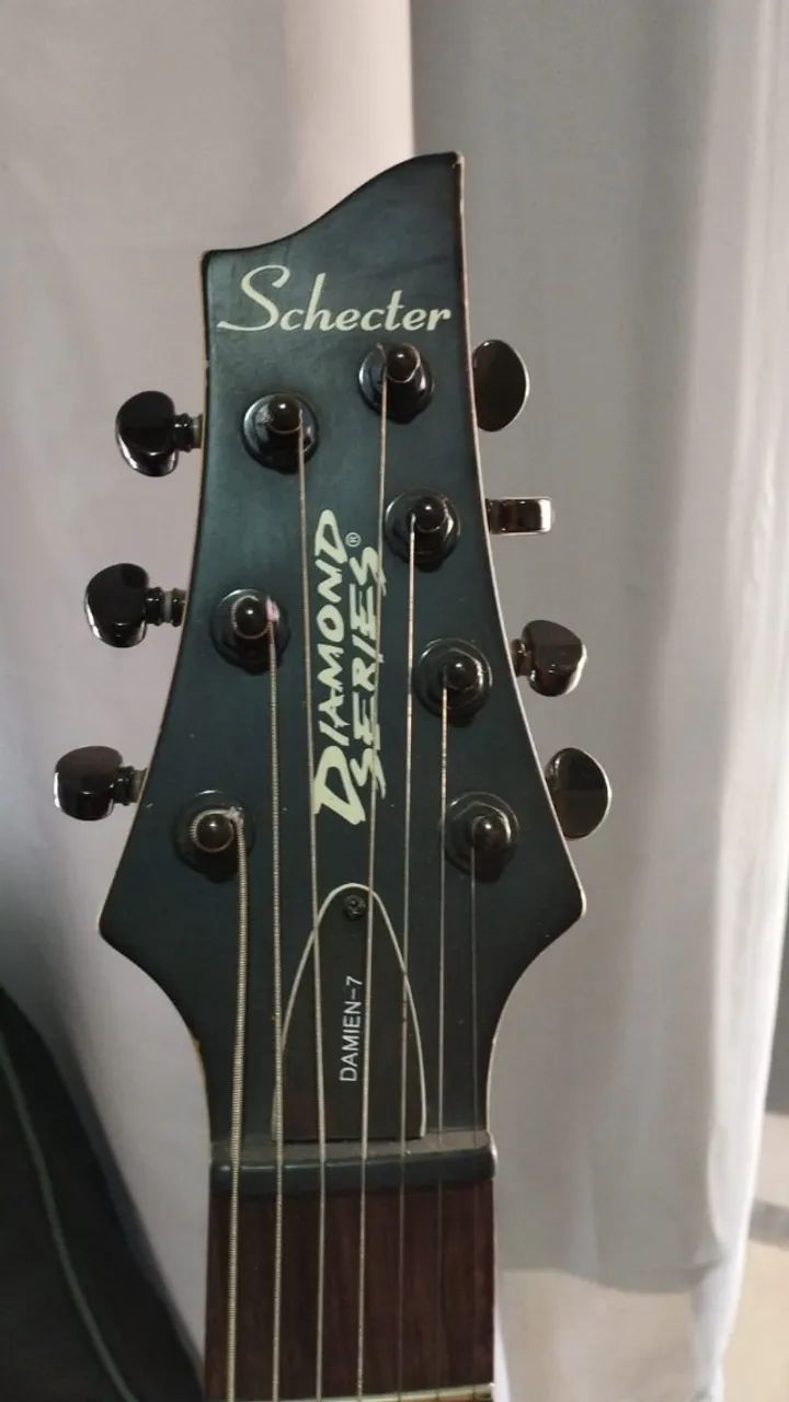 Guitarra Schecter 7 cordas Diamond Series - Instrumentos musicais
