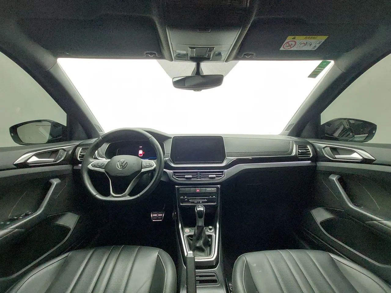 Volkswagen T-Cross Highline 1.4 TSI Flex 16V 5P AUT, foto 15 de 17