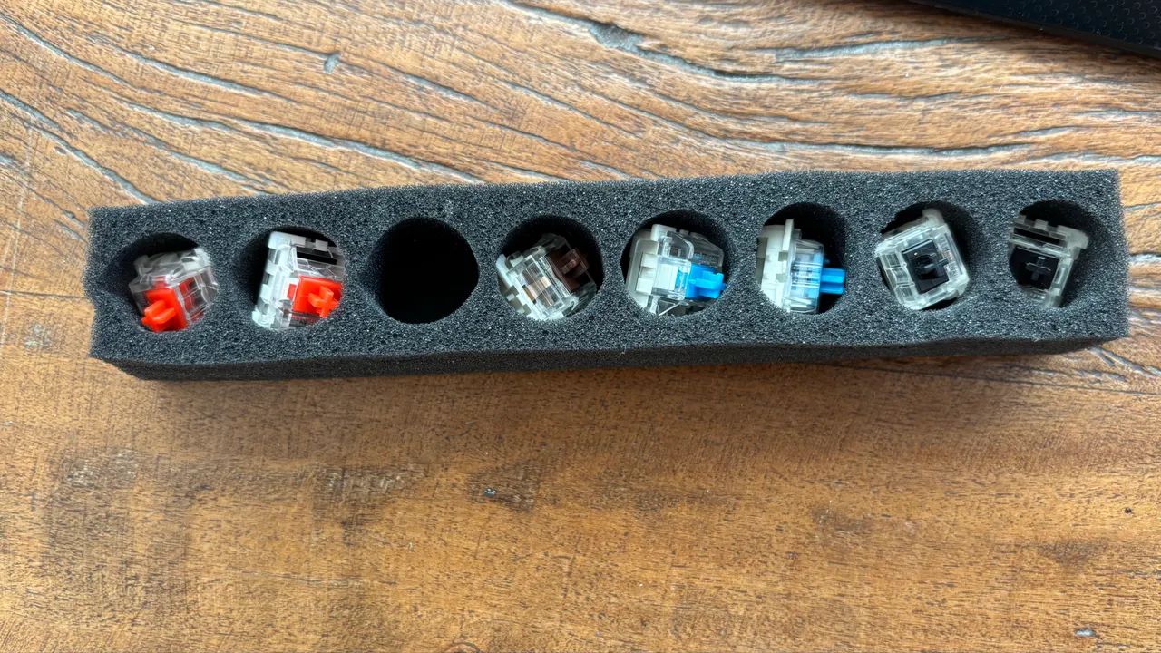 Teclado Mecânico Redragon Kala RGB Switch Azul - Foto 5