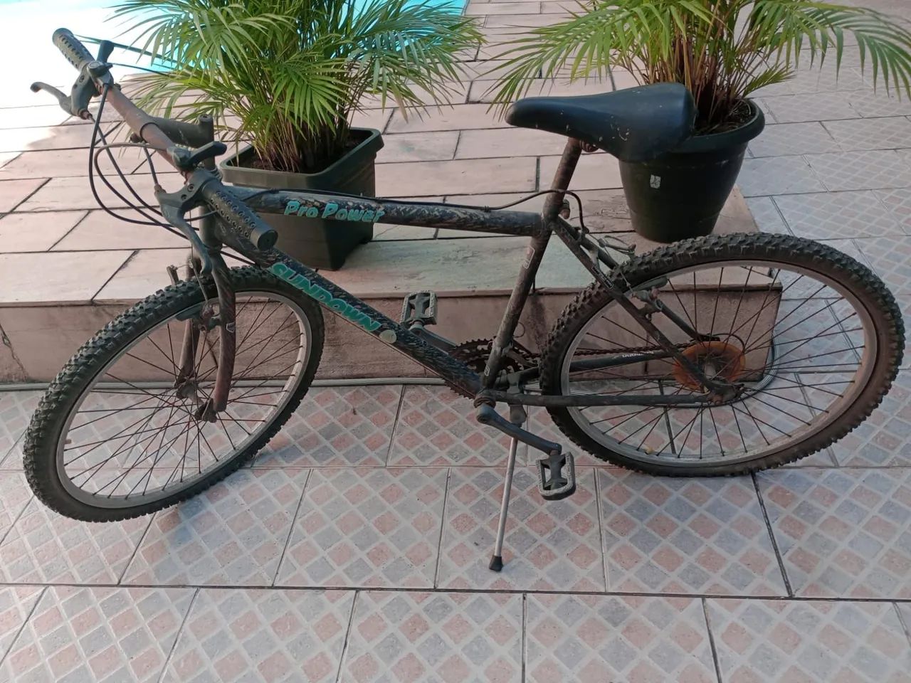 Bicicleta aro 26 com marchas - Foto 4