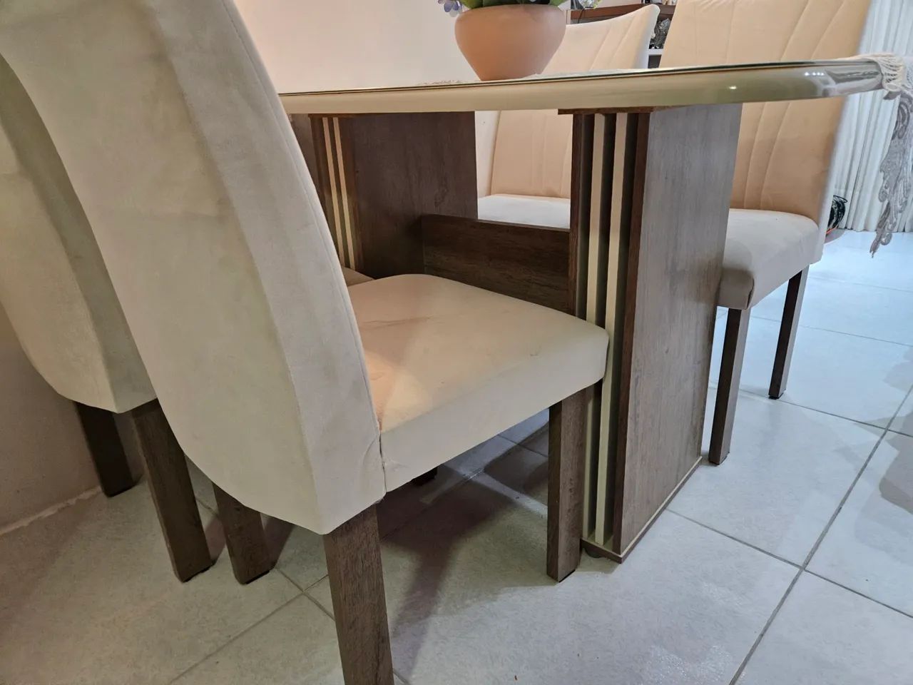 MESA 4 CADEIRAS - Poucas avarias  - Foto 5