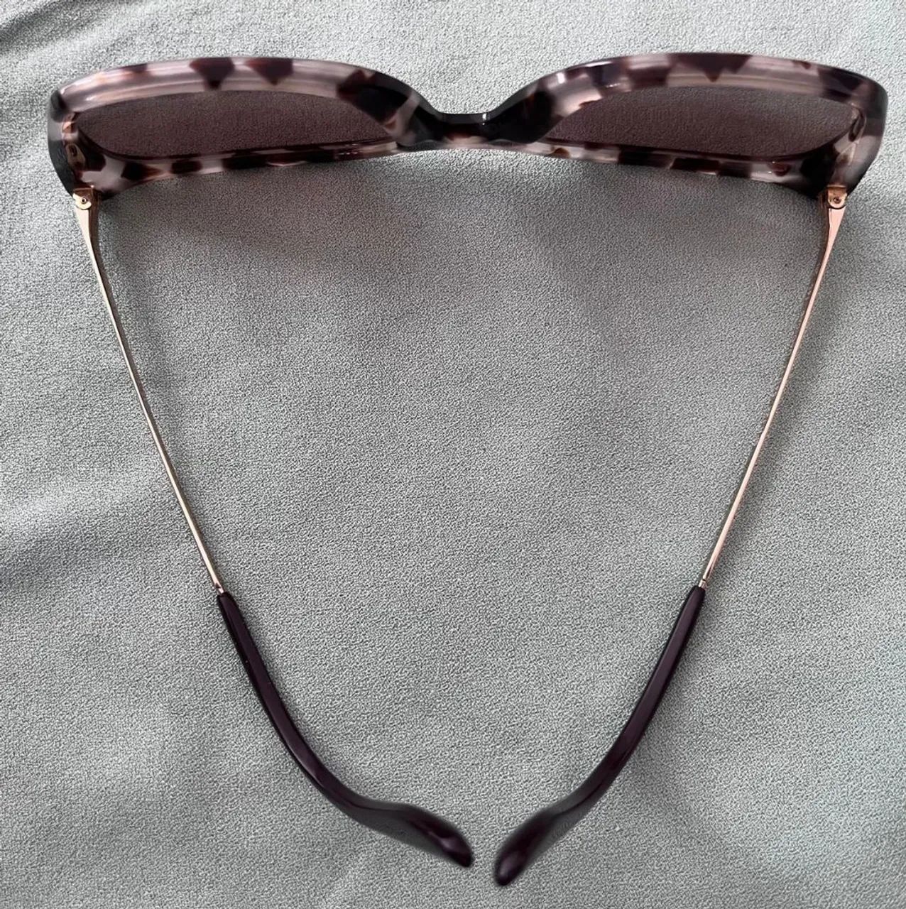 Oculos de sol Prada spr 12x  - Foto 2
