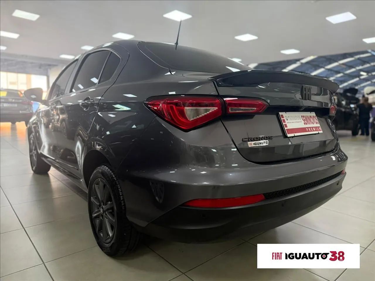 Fiat Cronos Drive 1.3 8V Flex Aut. 2025 - Foto 3