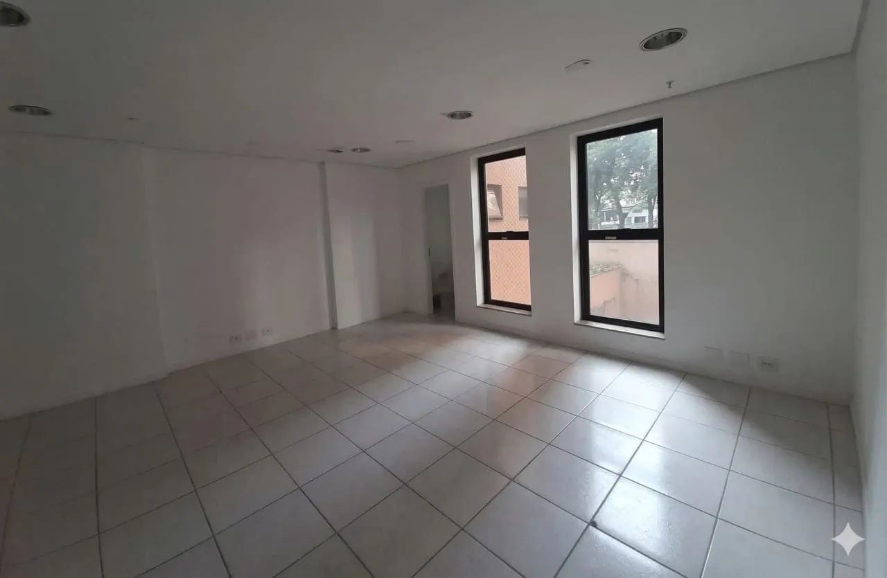 Sala comercial na Rua Cubatão, 929 - Sala 14  33 m²