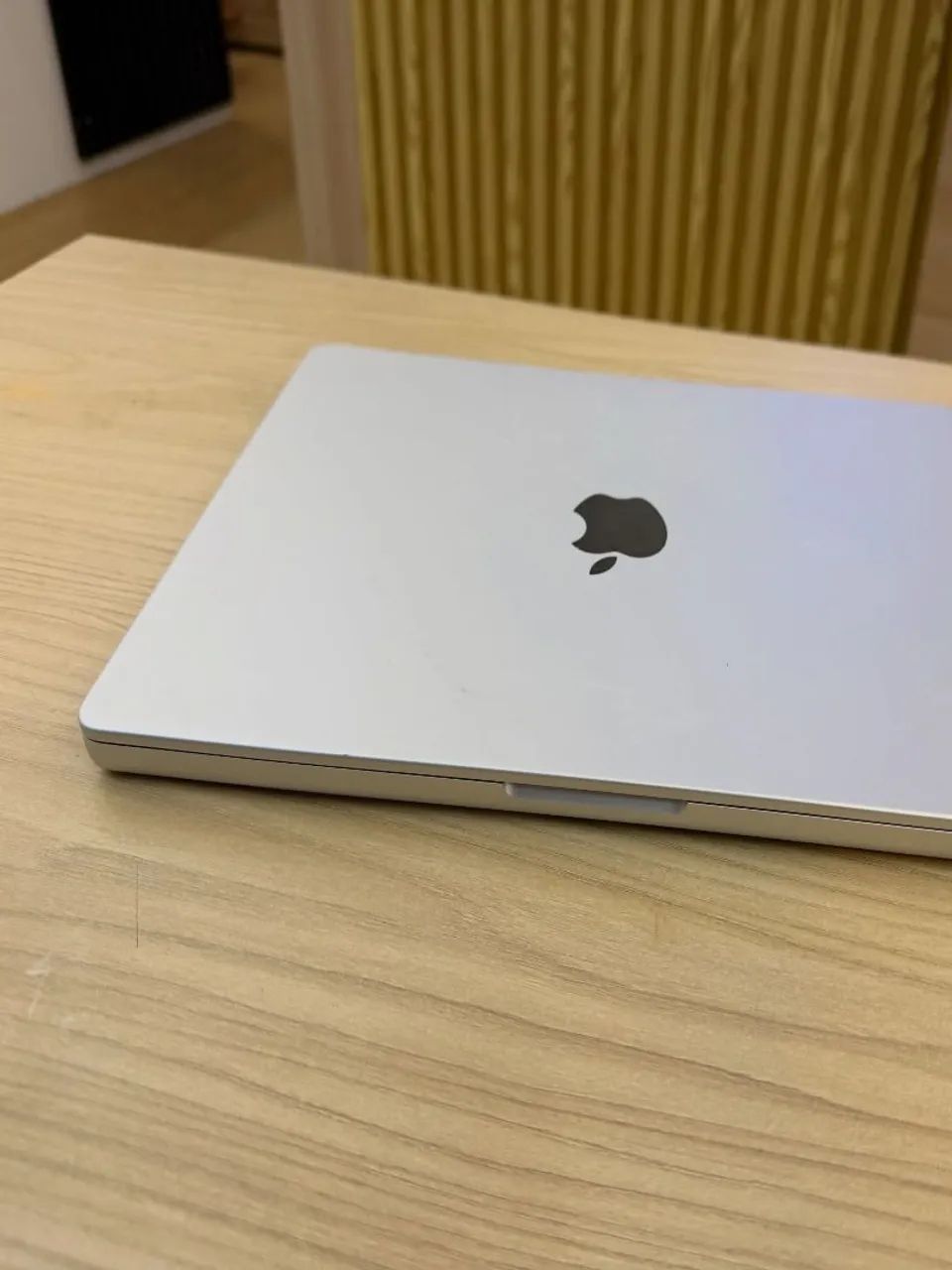 Macbook Pro 14 M3 Pro 18gb 512 SSD Usado - Foto 3