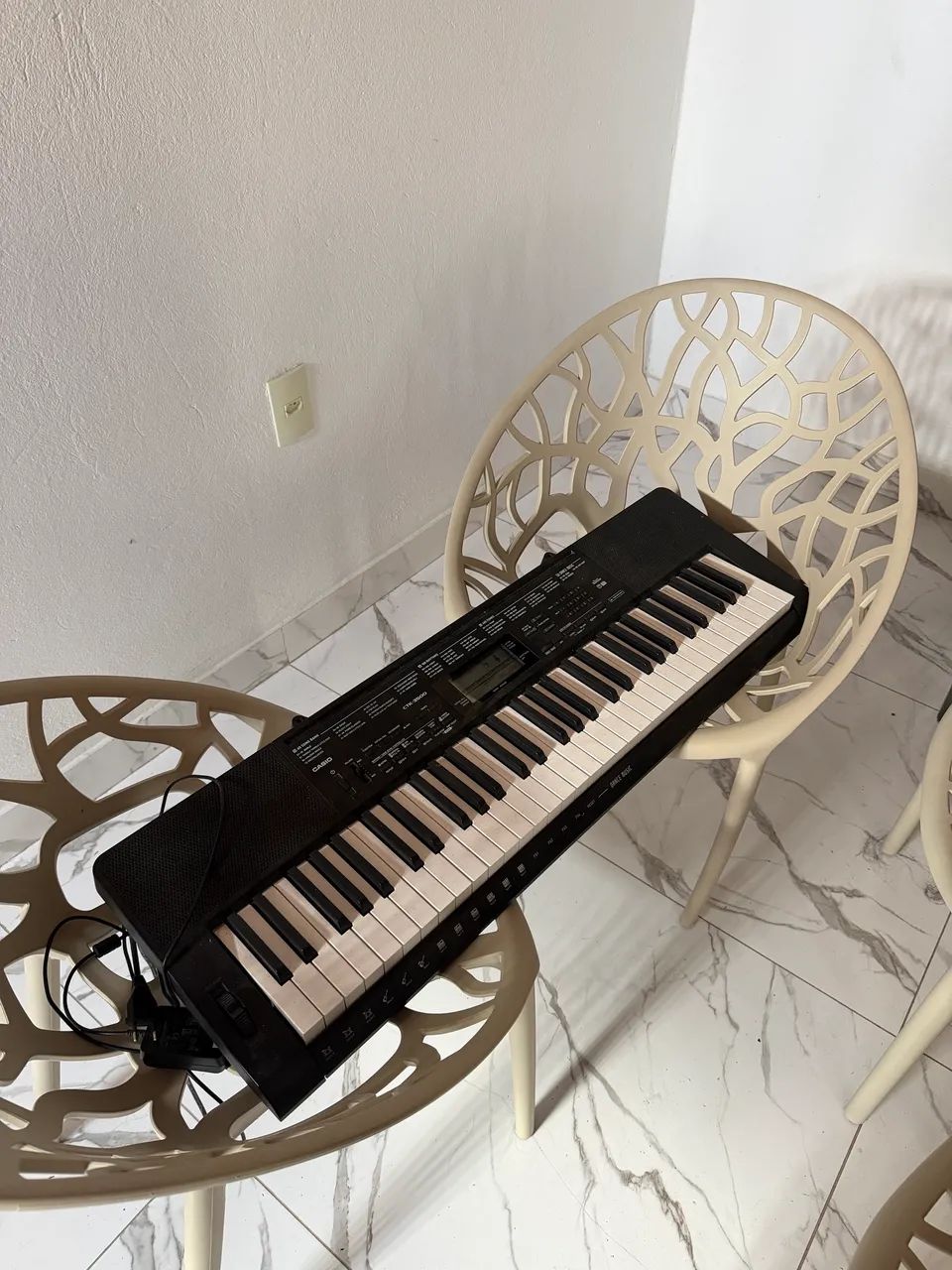 Teclado musical casio com pedestal - Foto 3