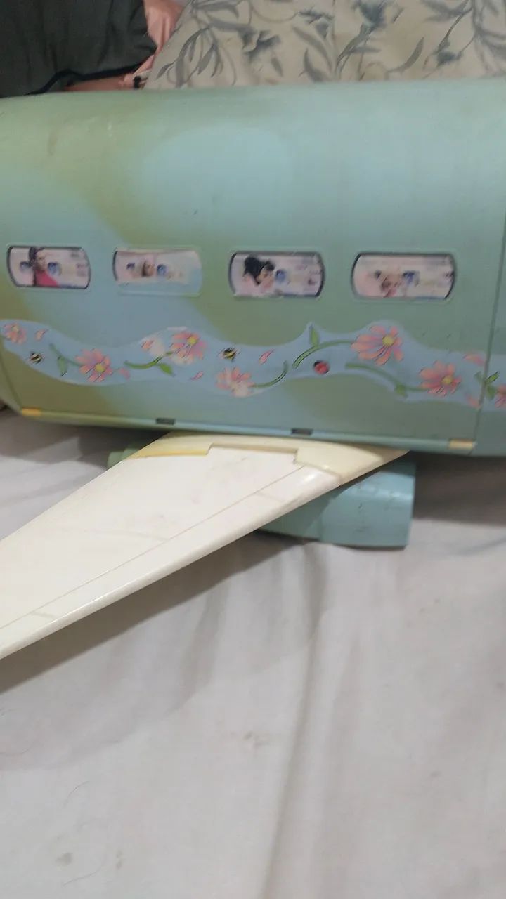 Avião  antigo  da barbi - Foto 2