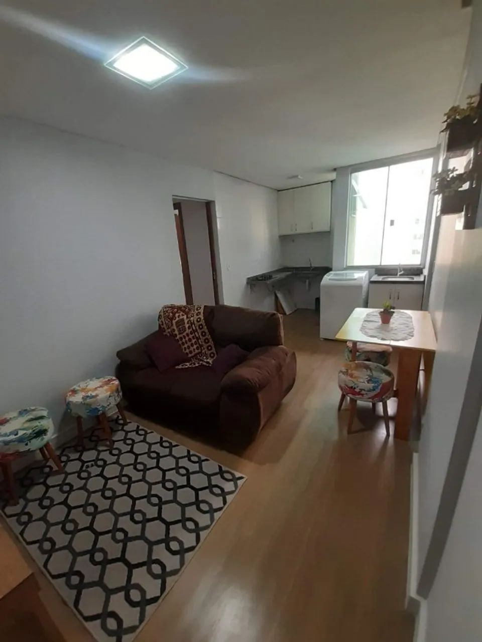 Aluguel Apt Mobiliado Ed. Villa Grécia  - Foto 3