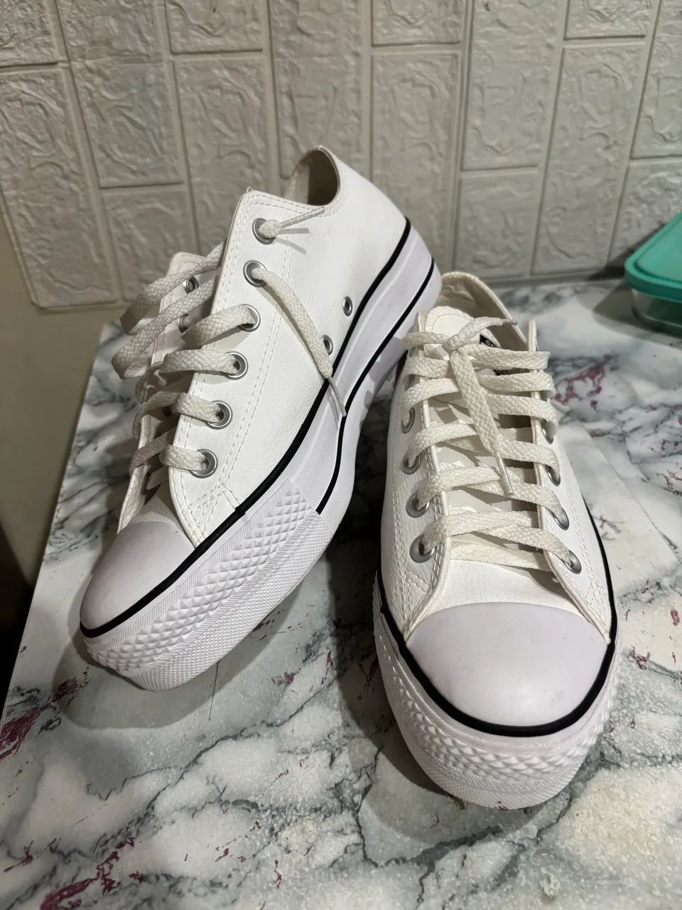 All Star branco de couro plataforma, tam 38