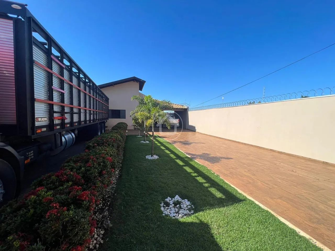 CASA COM EDICULA - SANTO ANTÔNIO - Foto 3