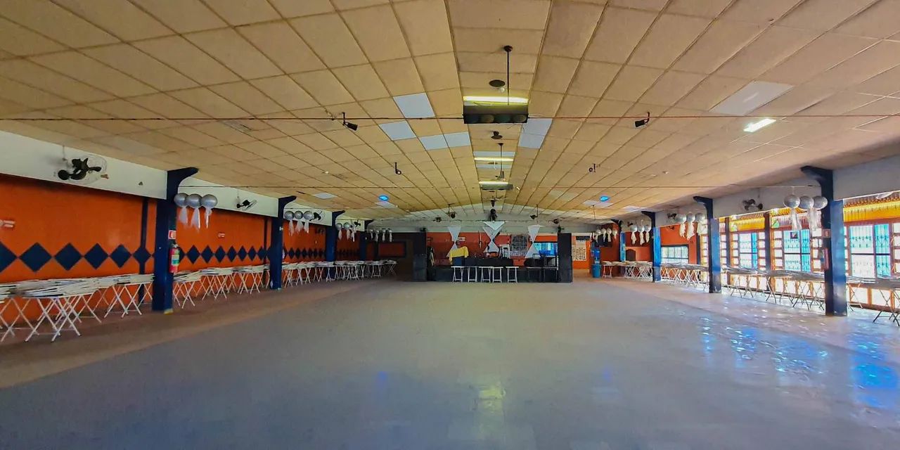 Prédio inteiro antigo Clube da Amizade - Foto 4