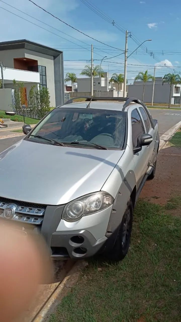 Fiat Strada Adv.1.8 16V Dualogic Flex CD 2012