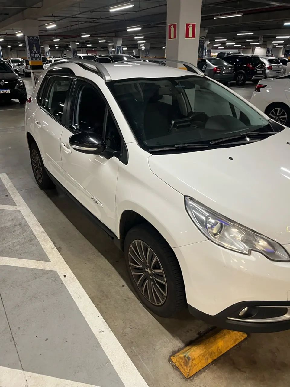 Peugeot 2008 ALLURE 1.6 16V 2019