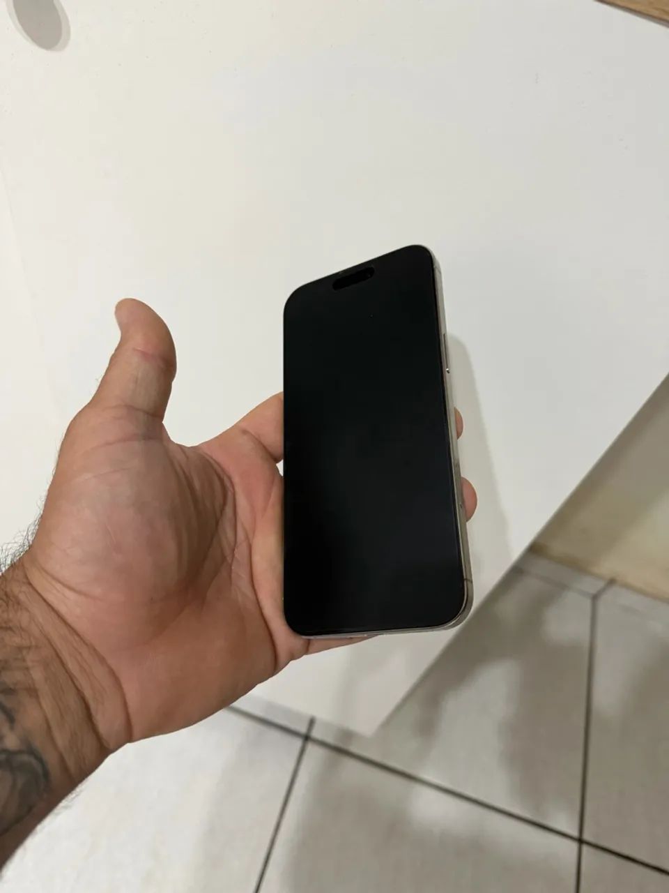 iPhone 16 pro max - Foto 2