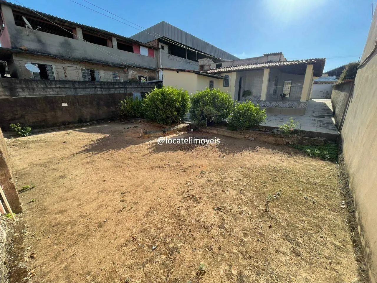 More e Gere Renda! Casa de 3 Quartos + 2 Barracões no Lindéia - Foto 5