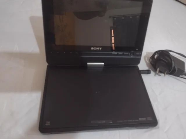Sony DVP-FX810 Portable 8