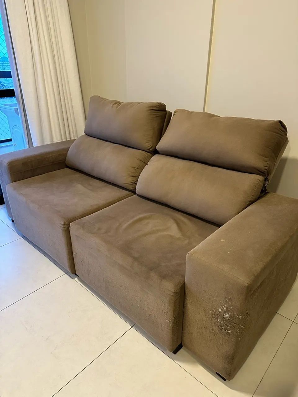 Sofá 2 lugares 