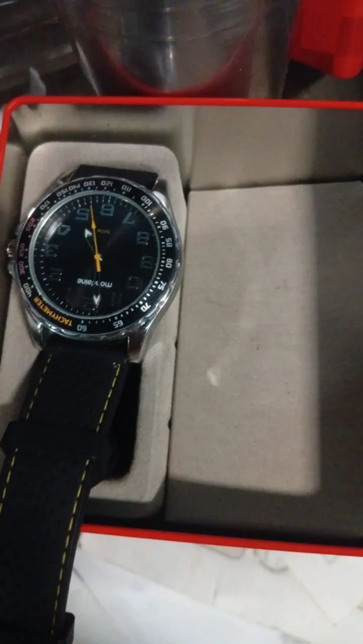 Relógio mondaine 