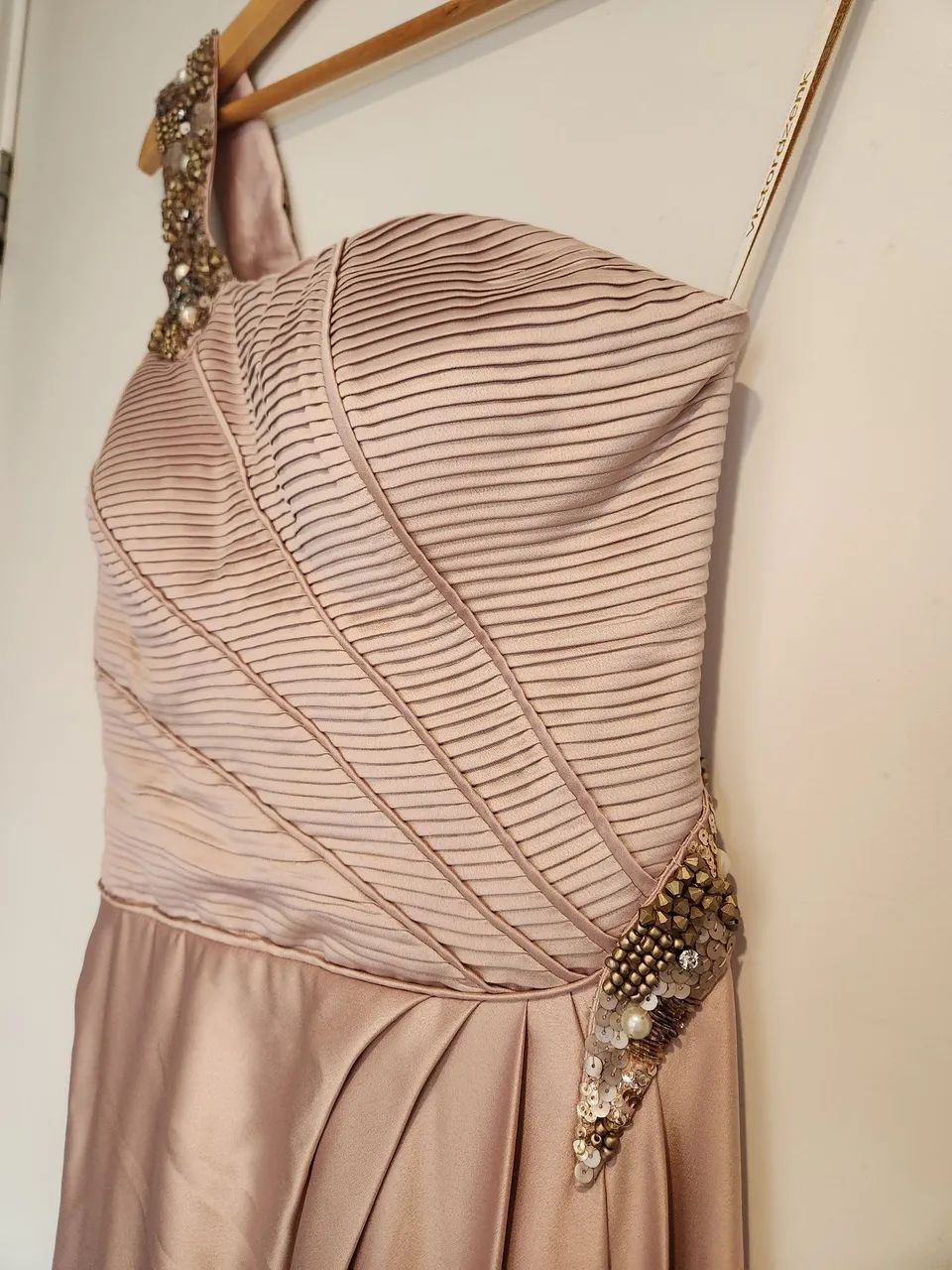 Vestido longo em cetim Victor Dzenk