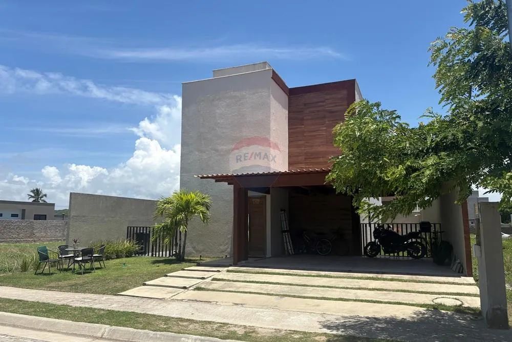 CASA COM 180M² E 4 SUÍTES NO COND. VISTA LAGOA - OPORTUNIDADE IMPERDÍVEL