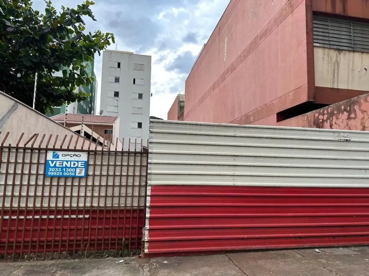 Terreno à venda em Maringá, Zona 03, com 290 m² - Foto 2