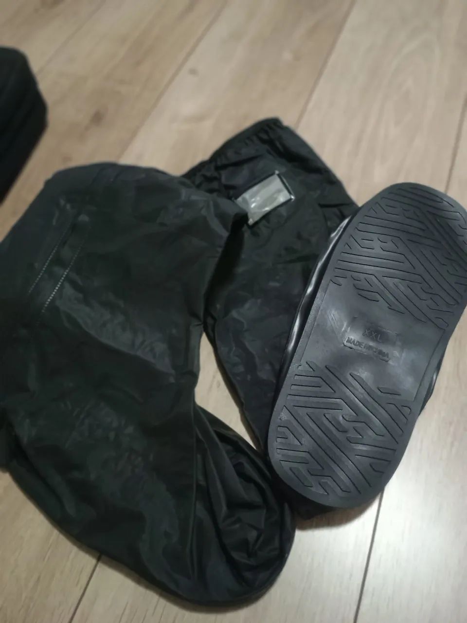 Capa protetora para calçados 