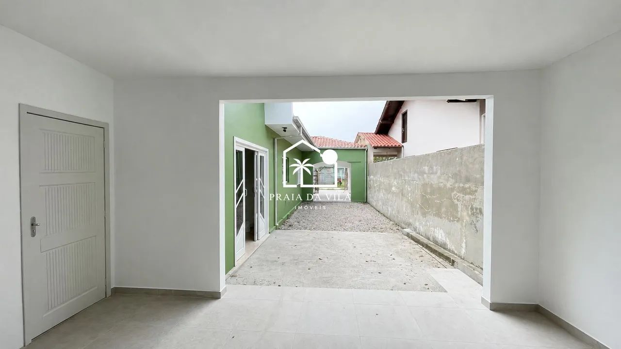 Casa com 4 Quartos e Espaço Gourmet Completo Próxima ao Mar - Foto 3