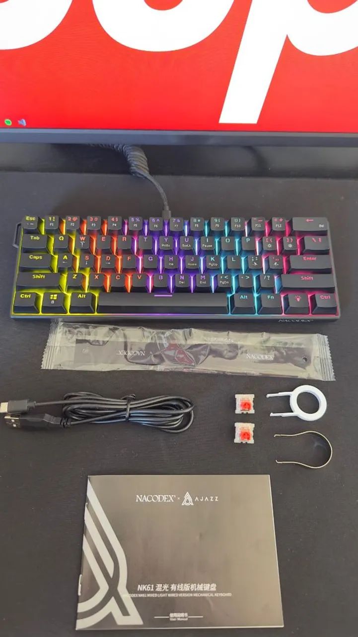 Teclado Mecânico NK61