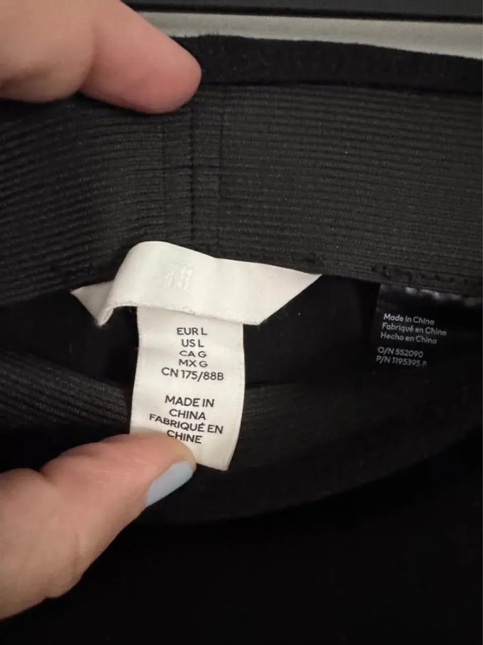 Saia preta com elastano marca H&M nova G - Foto 3