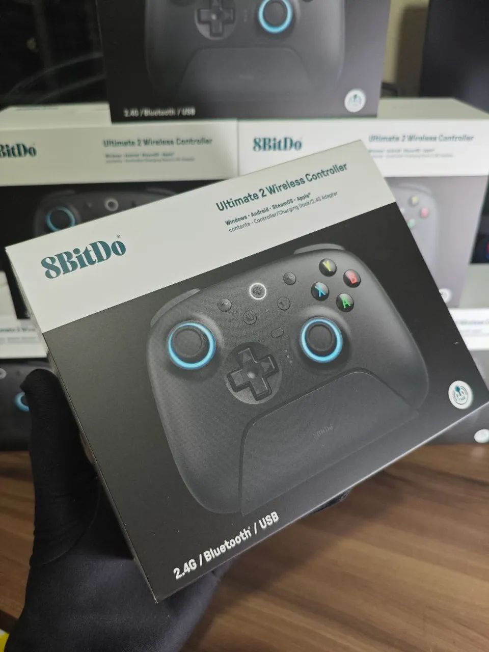 Controle 8bitdo Ultimate 2 TMR Wireless Preto Com Dock RGB PC e Android - Foto 2