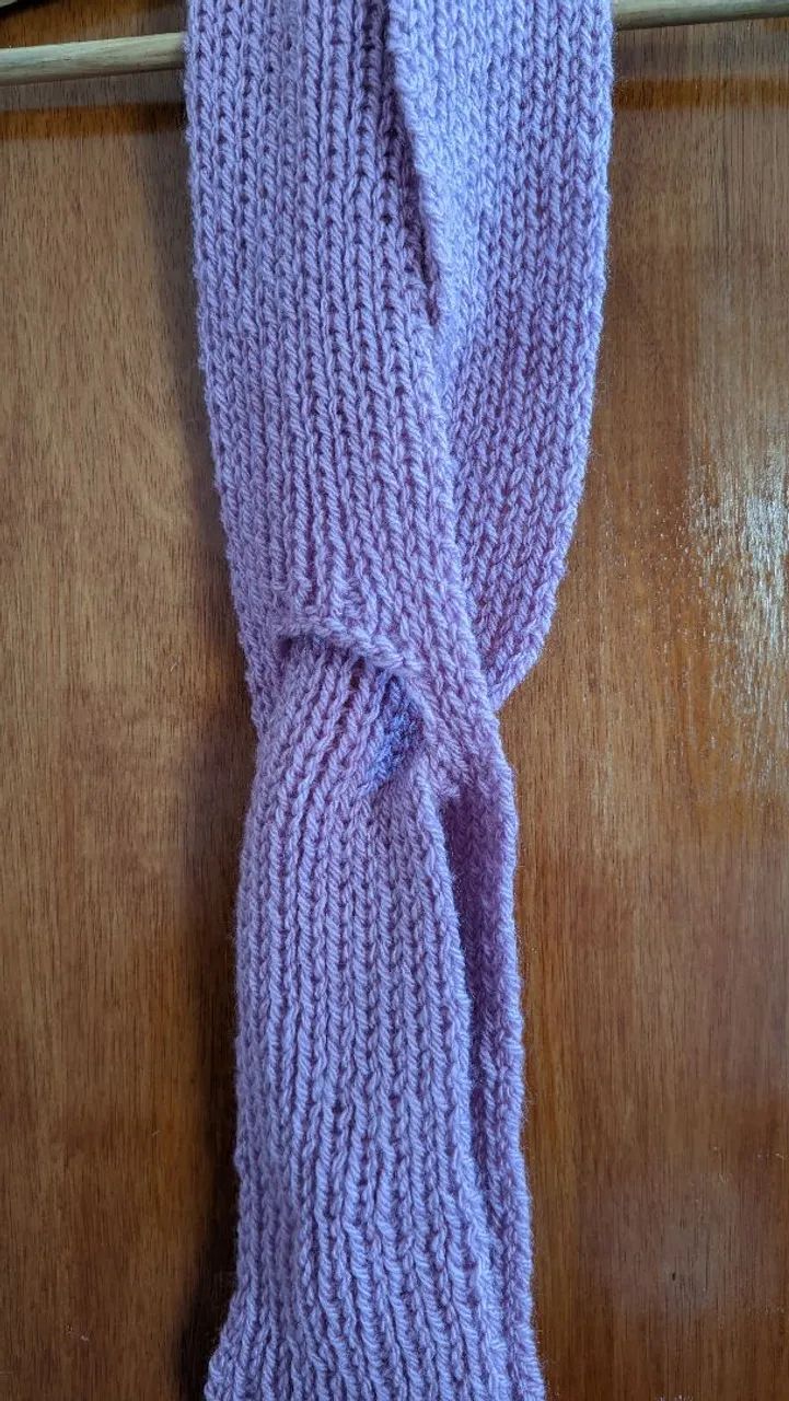 Cachecol Artesanal Curto - Lilás  - Foto 3