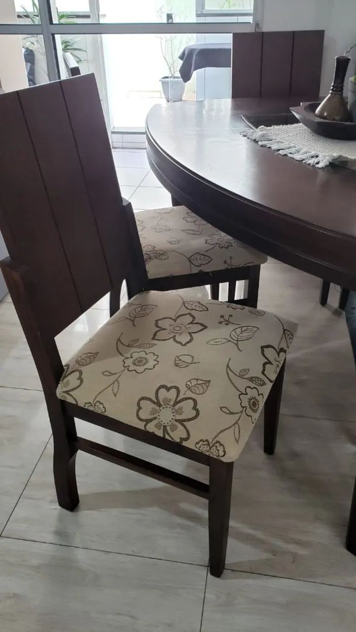 Conjunto de Mesa e 6 cadeiras - Foto 3