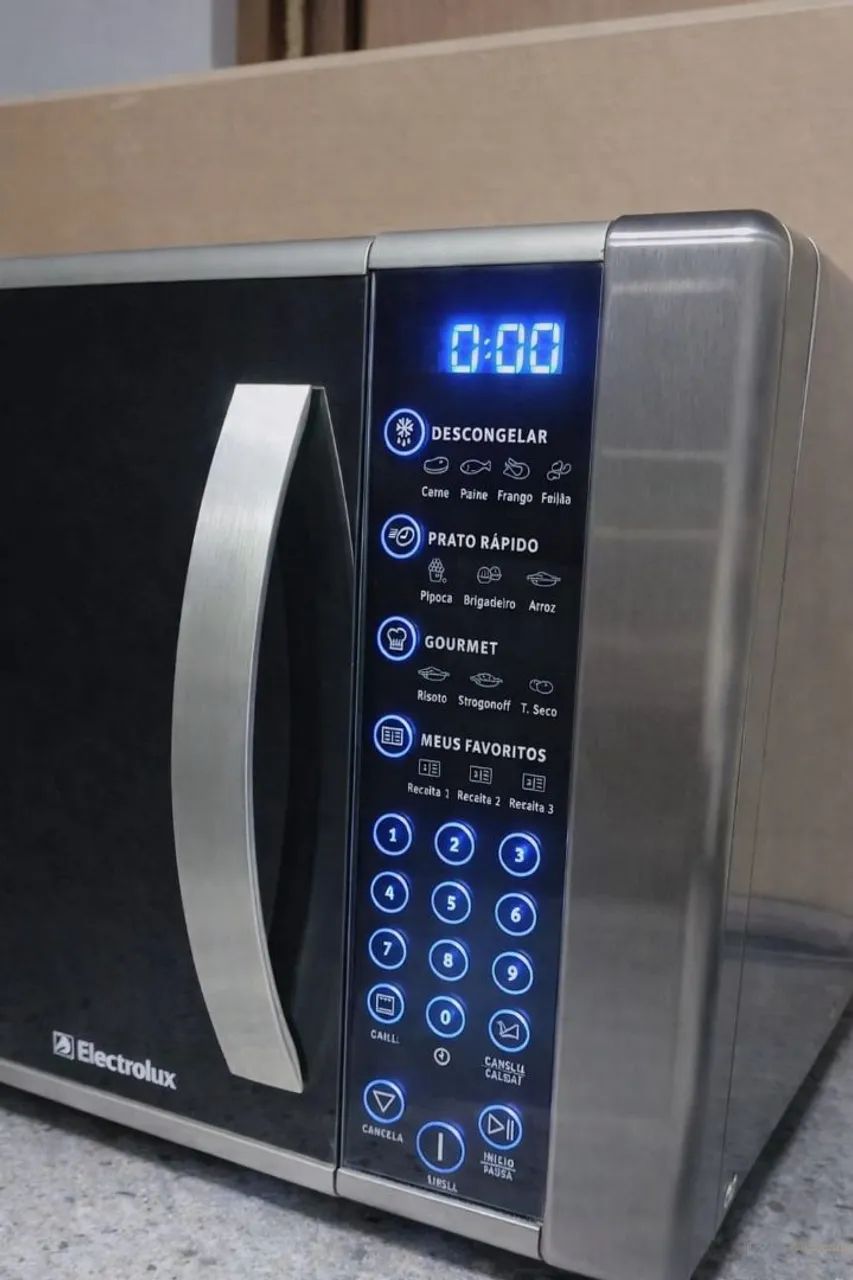 MICRO-ONDAS ELECTROLUX /de Inox com Grill  - Foto 2