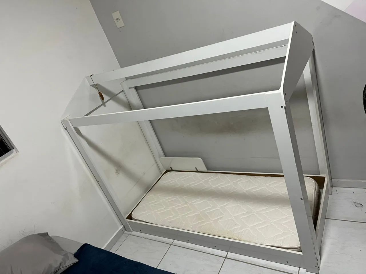 Cama montessoriana