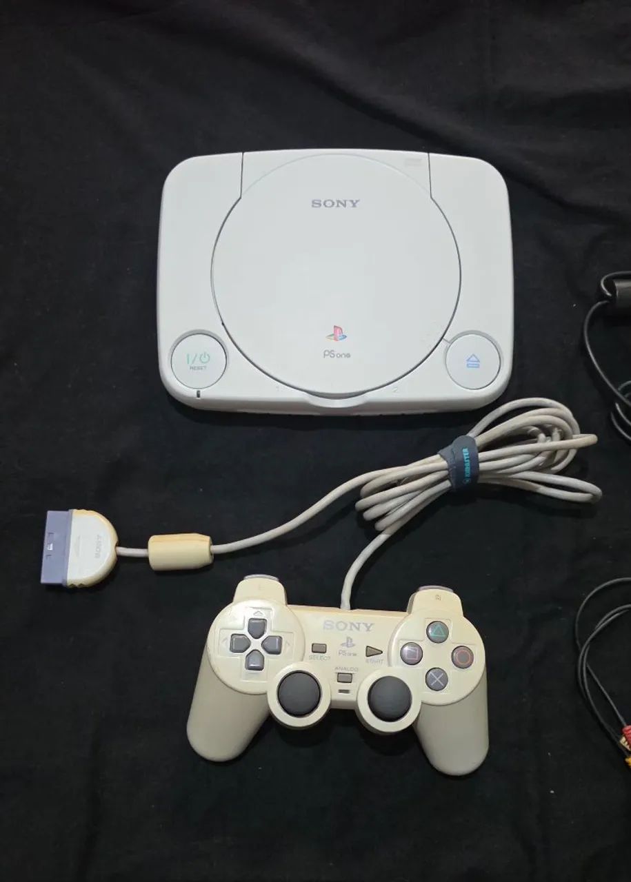 PLAYSTATION ONE 